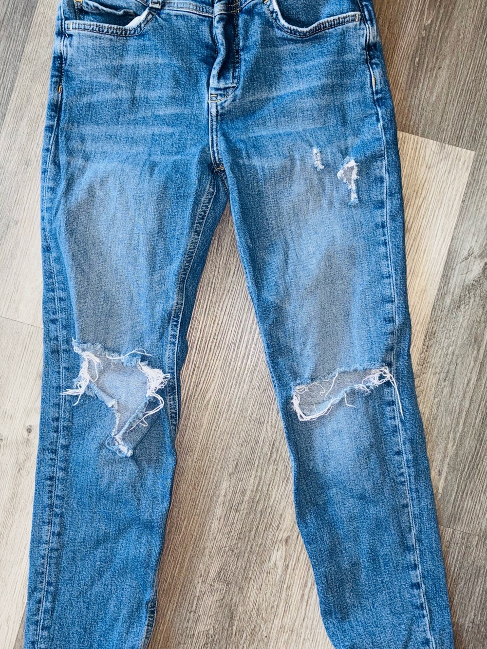 Anthropologie Distressed Blue Boyfriend Jeans size 26